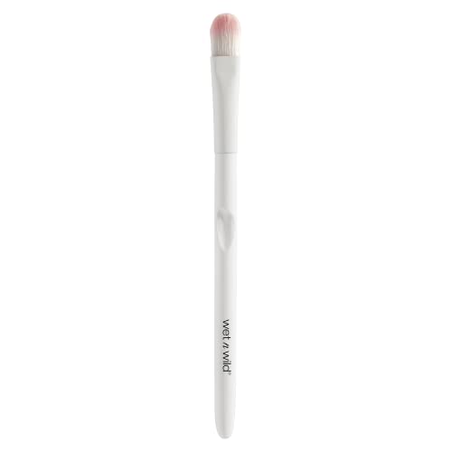 wet n wild Concealer Brush, Under Eye & Brow Blending for Large Max Coverage, Ergonomic Handle for Comfortable Precision Control , Cruelty-Free & Vegan