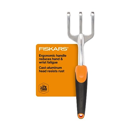 Fiskars Ergo Cultivator - Heavy Duty Gardening Hand Tool with Hang Hole - Lawn and Yard Tools - Black/Orange
