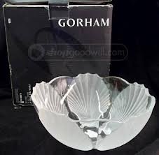 New Gorham Frosted Shell Crystal Bowl 11'