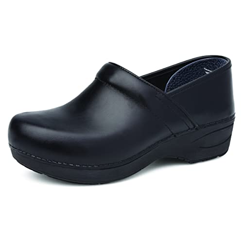 Dansko XP 2.0 Clogs for Women – Lightweight Slip Resistant Footwear for Comfort and Support – Ideal for Long Standing Professionals, Black, 7.5-8 M US