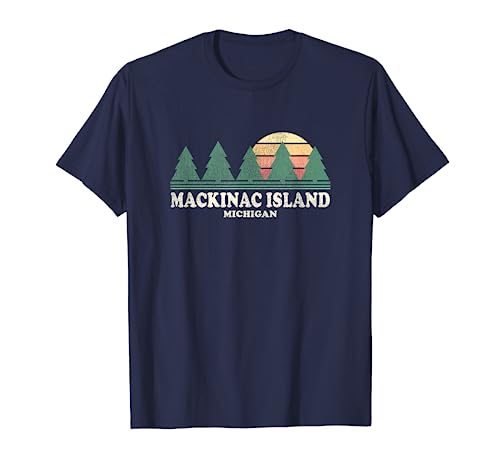 Mackinac Island MI Vintage Throwback Tee Retro 70s Design T-Shirt