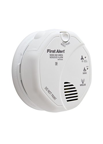 First Alert Battery Powered SCO500B Wireless Interconnected Photoelectric Smoke and Carbon Monoxide Combo Alarm with Voice and Location