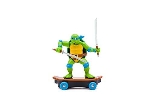 Teenage Mutant Ninja Turtles 5' Sewer Shredders Leonardo Classic Edition Ages 3+ - Battle & Shred with Signature Katanas!