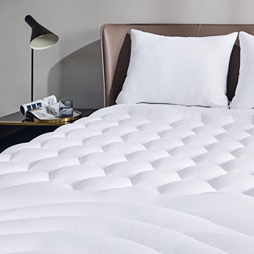 Bedsure King Size Mattress Pad - Soft Cooling Mattress Cover Padded, Quilted Fitted Mattress Protector with 8-21' Deep Pocket, Breathable Fluffy Pillow Top, White, 78x80 Inches