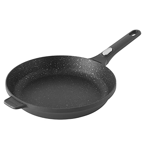 Berghoff GEM Non-Stick Cast Aluminum Frying Pan 11' 2.5 qt. Stay-Cool Detachable Handle Ferno-Green PFOA-Free Induction Cooktop Fast Heating Oven Safe