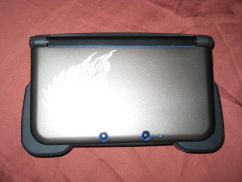 Nintendo 3DS XL - Blue/Black with Mario Kart 7 Pre-Installed
