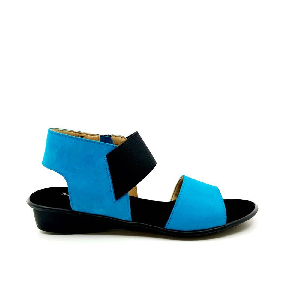 Sesto Meucci Women's Turquoise Nabuk Eirlys Flat 8.5 US