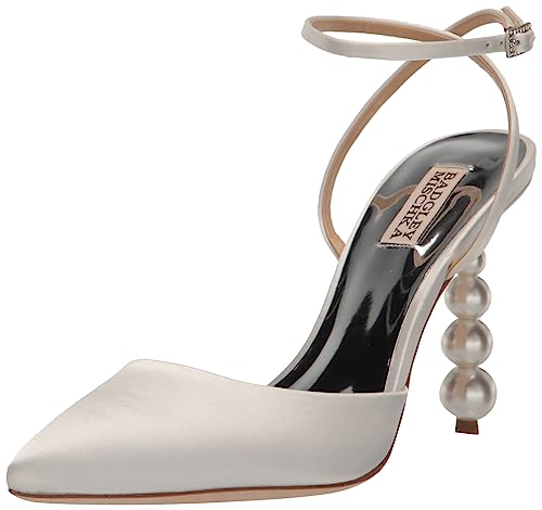 Badgley Mischka Women's Indie Pump, Soft White, 8