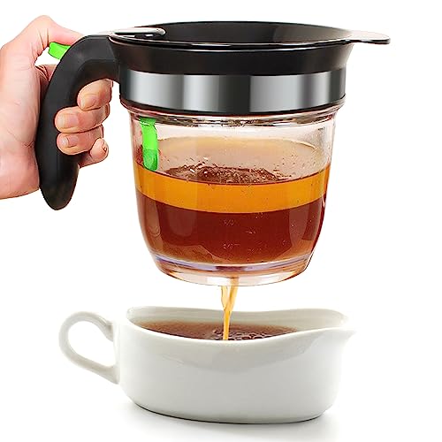 Fat Separator With Bottom Release, 4 Cup Gravy Separator for Cooking with Oil Strainer, Kitchen Gadgets Grease Separator Packaged with a 3-in-1 Multifunctional Peeler (Green)