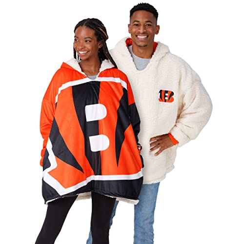 FOCO NFL Cincinnati Bengals Unisex Reversible Oversized Sherpa Hoodie Sweatshirt Colorblock HoodeezReversible Oversized Sherpa Hoodie Sweatshirt Colorblock Hoodeez, Colorblock, One Size