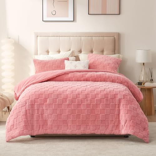 Cozy Bliss Fluffy Queen Comforter Set - Soft Sherpa Comforter, 3pcs Warm Bedding Set with 2 Pillowcases for Winter, Jacquard Checkered, Gift for Girls Women Grandkids Family (Queen, Hot Pink)