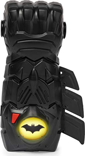 DC Comics BATMAN, Interactive Gauntlet with Over 15 Phrases and Sounds, Kids Toys for Boys Aged 4 and Up