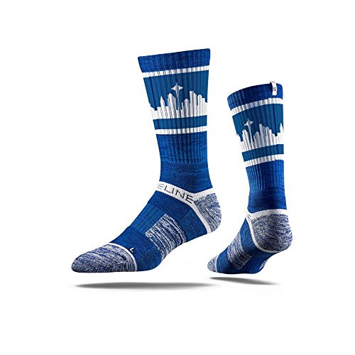 Seattle City Skyline Retro Blue Strideline Men’s Athletic Socks