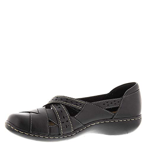 Clarks womens Ashland Spin Q Slip On Loafer, Black, 8 Wide US