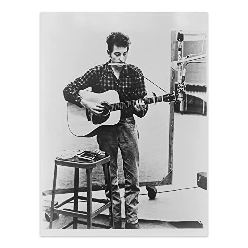 HISTORIX Vintage 1965 Bob Dylan Self Portrait Photo Print - 18x24 Inch Vintage Full-Length Portrait Photo of Bob Dylan Playing Guitar Wall Art Poster