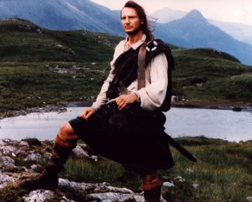 Posterazzi Liam Neeson Wearing Kilt In Rob Roy Photo Print (8 x 10) - Item # MVM01428