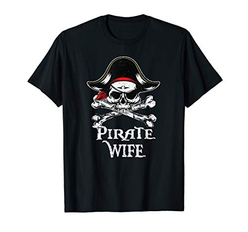 Pirate Wife Family Halloween Costume T-Shirt T-Shirt