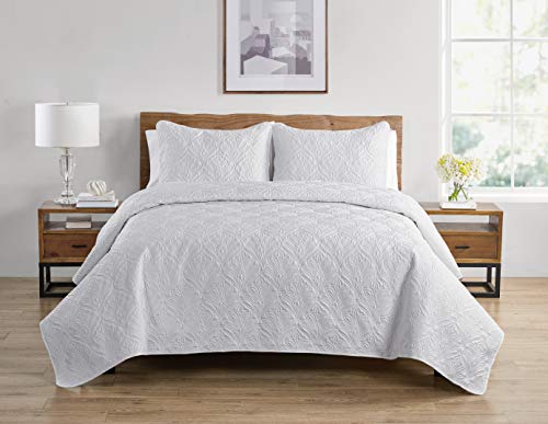 Tahari Home - Full Quilt Set, 3-[Piece Bedding with Matching Shams, Stylish Room Decor (Wendy White, Full/Queen)