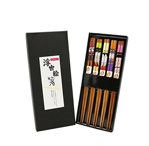 Exzact Chopsticks Gift Set - 5 Pairs of Reusable Natural Bamboo Chopsticks in a Beautiful Black Handmade Box – Decorated Japanese Style