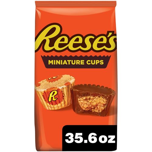 REESE'S Miniatures Milk Chocolate Peanut Butter Cups, Candy Party Pack, 35.6 oz
