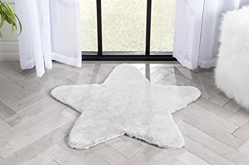 Well Woven Modern Faux Fur Solid Shag White Super Soft Novelty Star Shape Mat 31' Area Rug