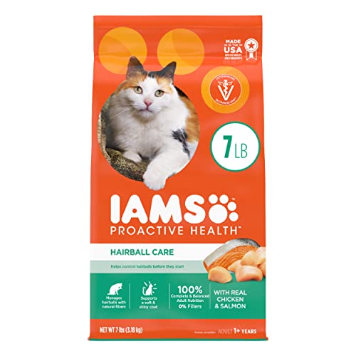 IAMS Proactive Health Adult Hairball Care Dry Cat Food with Chicken and Salmon, 7 lb. Bag (Pack of 1)