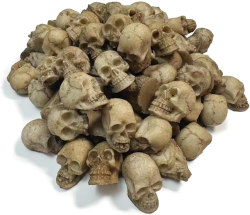 32 pcs Mini Skull Figurine Miniature Skeleton Head Statue Micro Landscape Figure Halloween Cake Topper for Scary Party Supplies