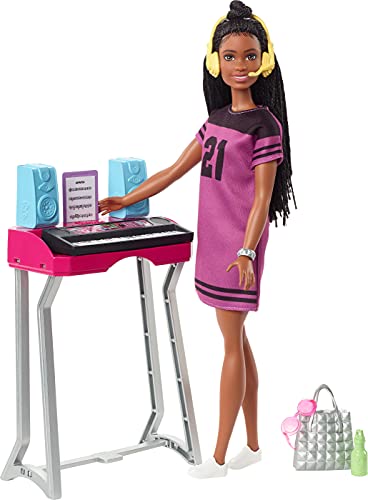 Barbie: Big City, Big Dreams Brooklyn” Roberts Doll (11.5-in, Brunette with Braids) & Music Studio Playset with Keyboard & Accessories, Gift for 3 to 7 Year Olds