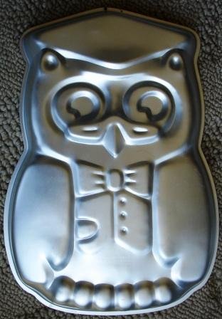 Wilton Wise Owl Graduation Cake Pan 1978
