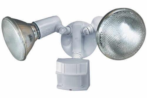 Globe Electric HZ-5411-WH Heavy Duty Motion Sensor Security Light, White, Bulb Not Included