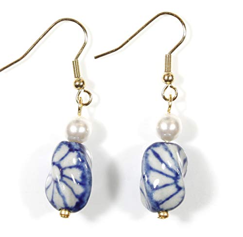 Twist of Blue, Blue Delft Earrings with Preciosa Glass Pearl, Goldtone