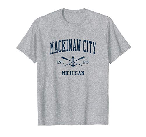 Mackinaw City MI Vintage Navy Crossed Oars & Boat Anchor T-Shirt