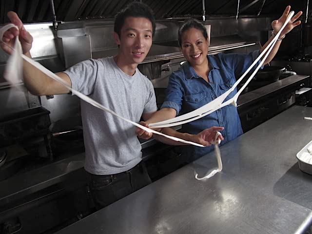 Food Crawl with Lee Anne Wong