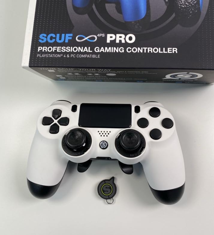 SCUF Infinity Pro Quickbuy Base Controller Holiday 2021 - White