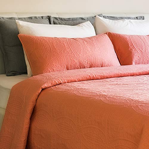 Mezzati Bedspread Coverlet Set Coral-Rose – Prestige Collection - Comforter Bedding Cover – Brushed Microfiber Bedding 3-Piece Quilt Set (King/Cal King, Coral Rose)