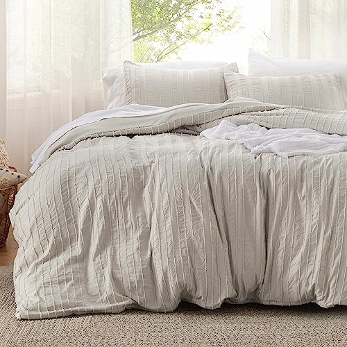 Bedsure Boho Comforter Set King - Tufted Bedding Comforter Set, 3 Pieces Farmhouse Shabby Chic Embroidery Bed Set Linen Color, Striped Pattern Comforter for All Seasons