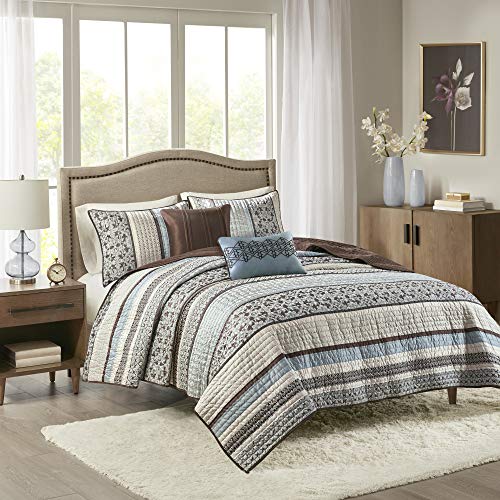 Madison Park Quilt Set Luxurious Jacquard Stripes Design - All Season, Coverlet Bedspread Lightweight Bedding Layer, Shams, Decorative Pillow, King/Cal King(104'x94'), Floral Blue 5 Piece