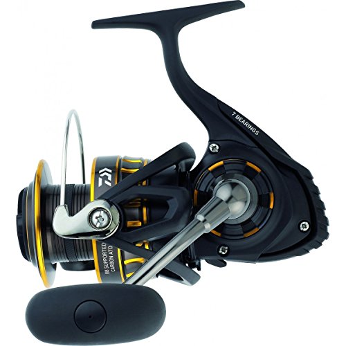 Daiwa BG8000 BG Saltwater Spinning Reel, 8000, 5.3: 1 Gear Ratio, 6+1 Bearings, 53.30' Retrieve Rate, 33 lb Max Drag, Black/gold
