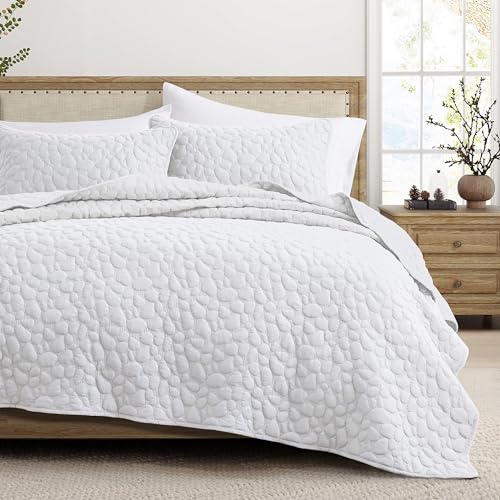 Quilt Bedding Set Oversized King - Lightweight Quilt Set Summer Farmhouse White, Soft Bedding Bedspread Coverlet Modern Quilt with 2 Pillow Shams for Bedroom Bed All Season (Oversized King, White)