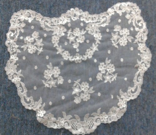 White Princess heart Spanish style veil mantilla Catholic church chapel scarf lace PrW