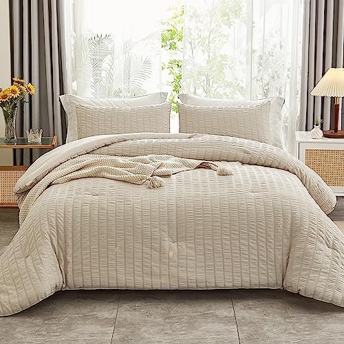 AveLom Beige Seersucker King Comforter Set (104x90 inches), 3 Pieces-100% Soft Washed Microfiber Lightweight Comforter with 2 Pillowcases, All Season Down Alternative Comforter Set for Bedding